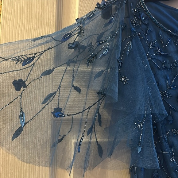 Theia Couture Elegant Blue Embroidered and Beaded Dress - Sample Size 2 - Picture 7 of 15